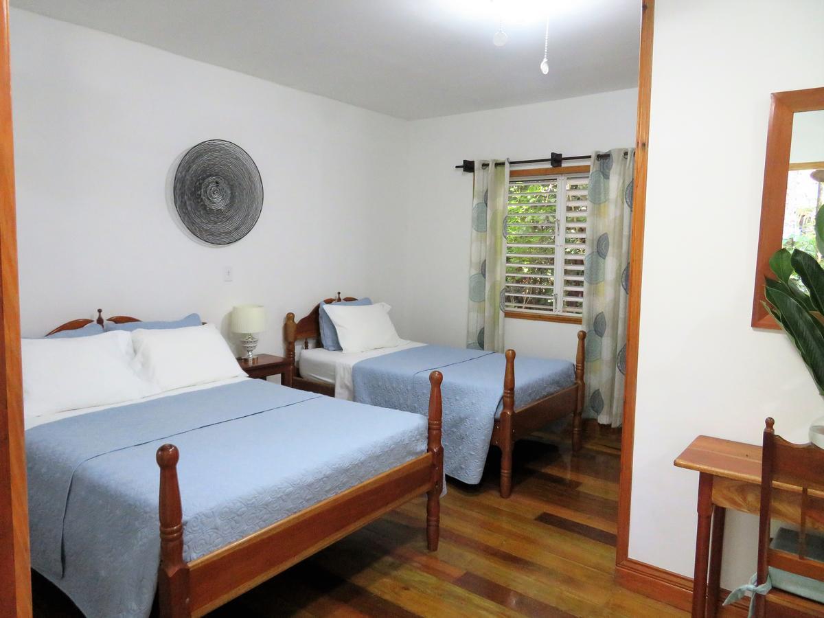 Hickatee Cottages, Belize, Central America Punta Gorda Εξωτερικό φωτογραφία